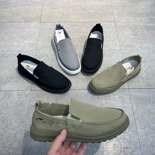 男士休闲透气一脚蹬时尚潮流轻便布鞋春秋夏季适用标准码