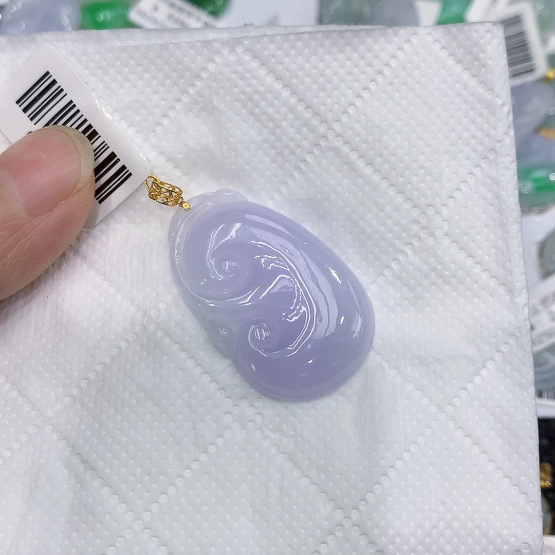 翡翠18K金镶嵌颈饰1111111