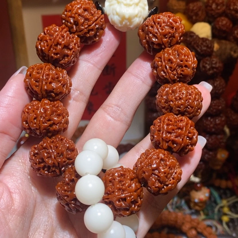 【闪购商品】金刚菩提手串225玉化白