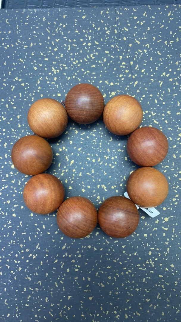 145白富美文玩手串