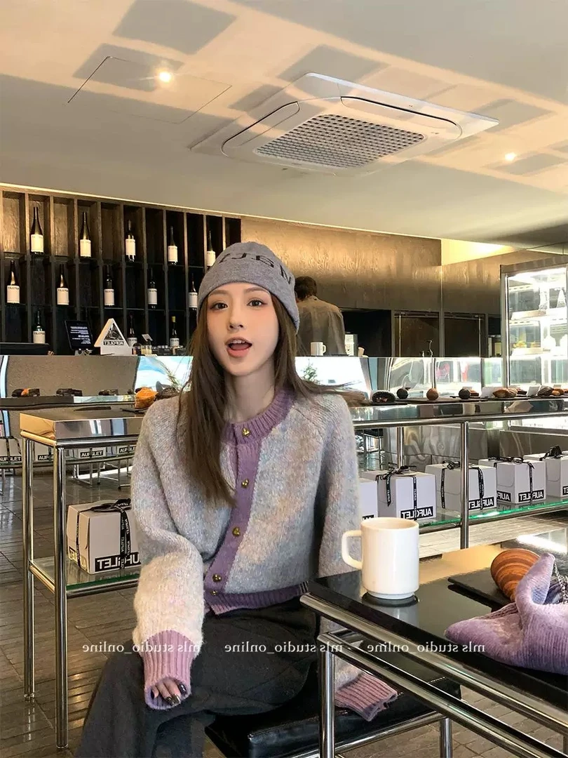 林夏 松塔奶油 韩系撞色圆领开衫女春季爱心扣软糯内搭针织501