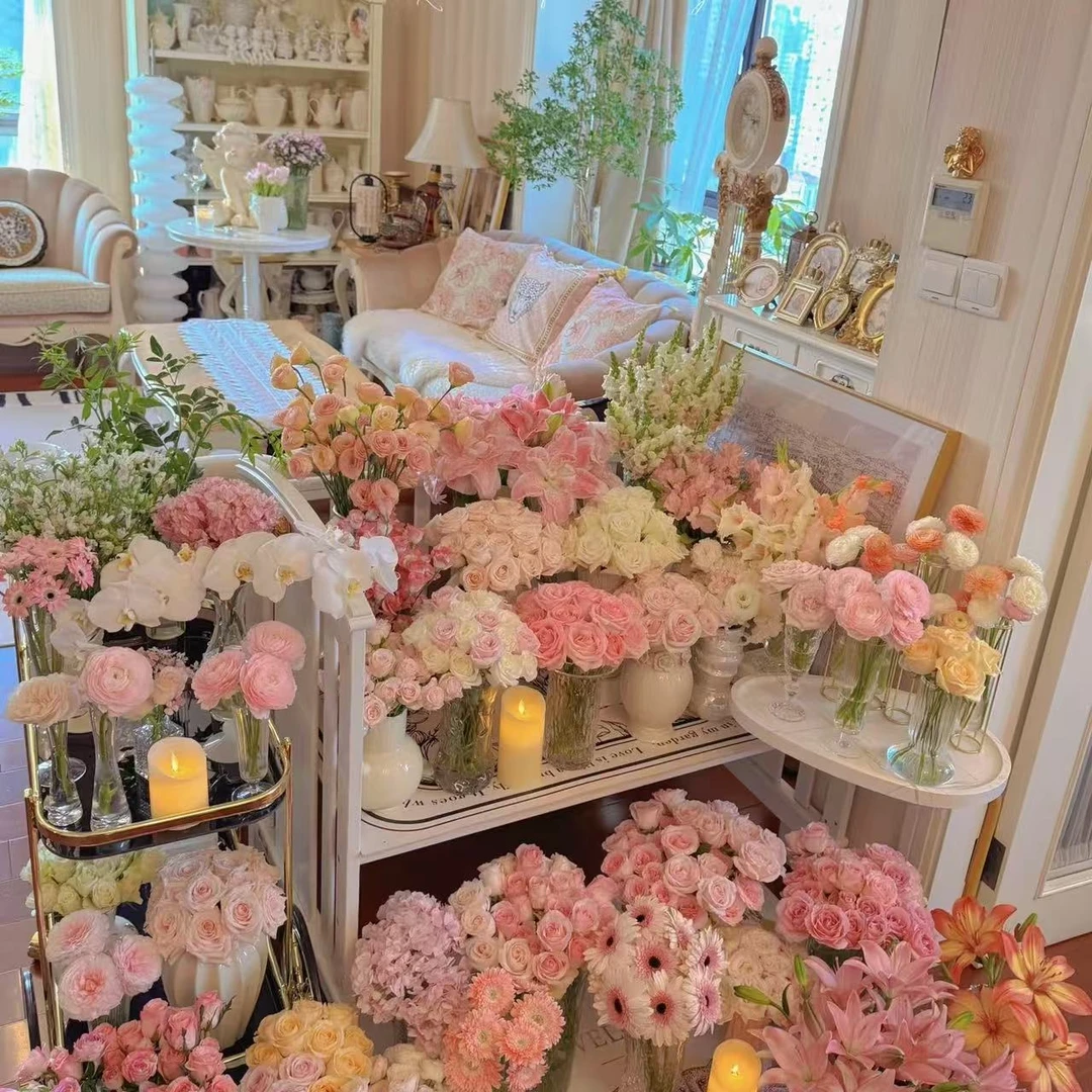 003香槟+百合+多头+洋桔梗+草