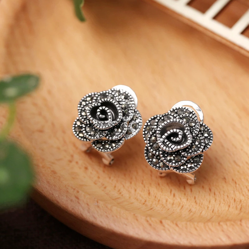 925银耳饰 s925银玫瑰花耳环女士泰银复古做旧镶嵌马克赛石耳扣