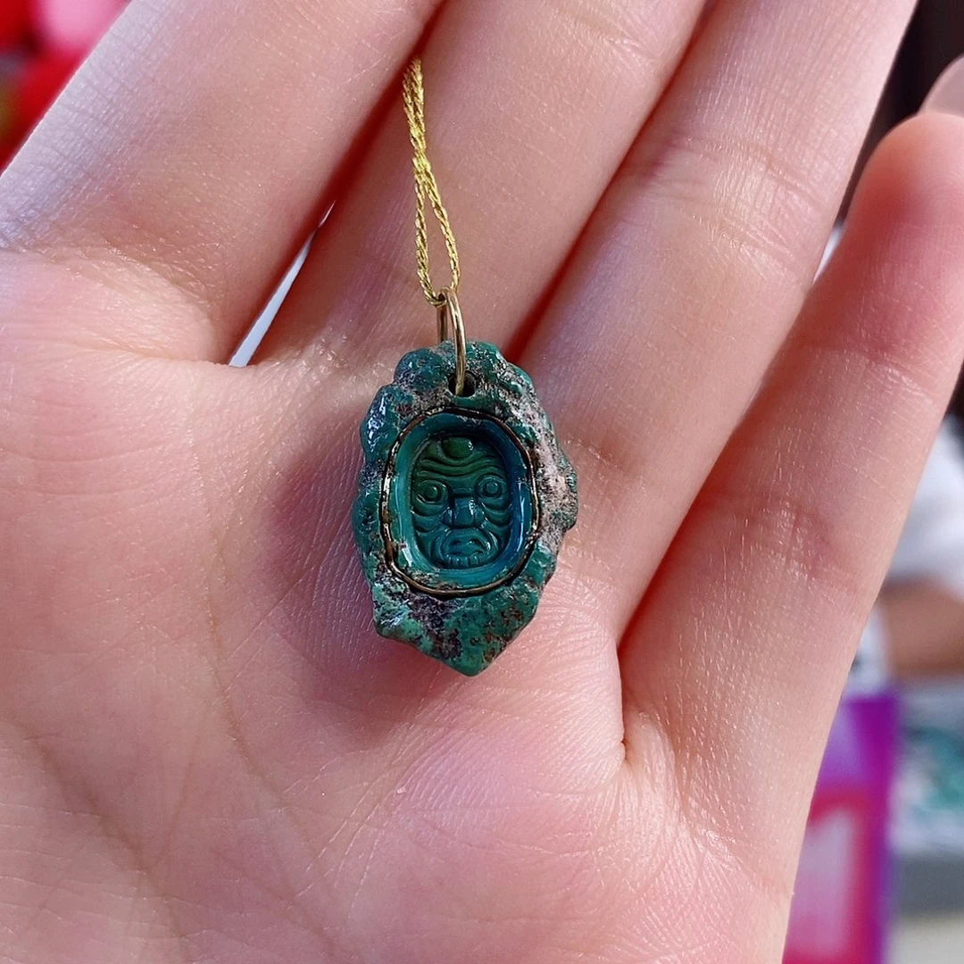 绿松石未镶嵌珠宝奇石