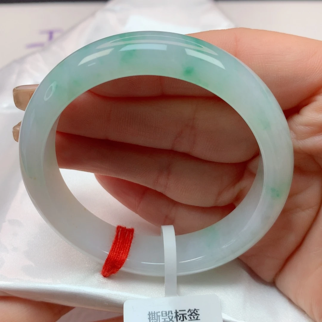 翡翠手镯未镶嵌51-52胶润阳绿