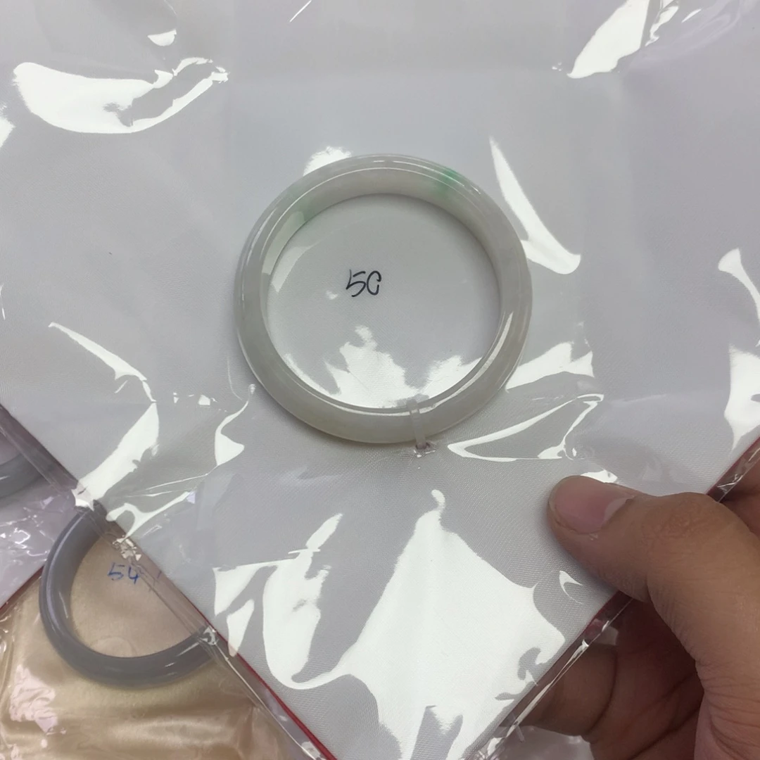 翡翠未镶嵌手镯天然缅甸翡翠