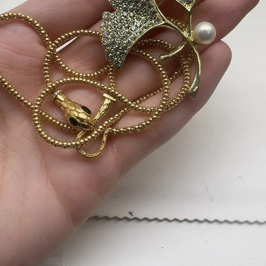 颈饰未镶嵌淡水珍珠