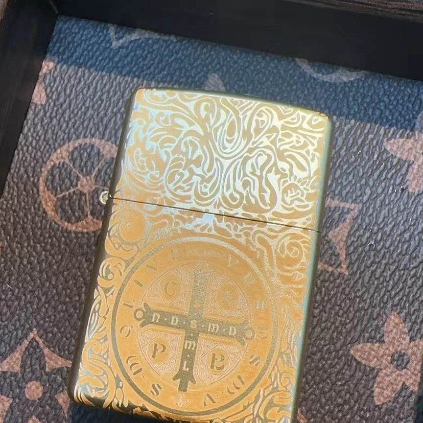 新版金冰版本康斯坦丁十字架金色煤油打火机
