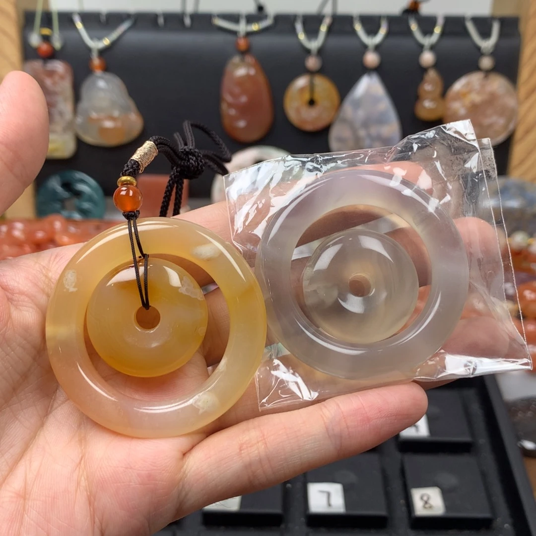 查罗石合金颈饰山***灯