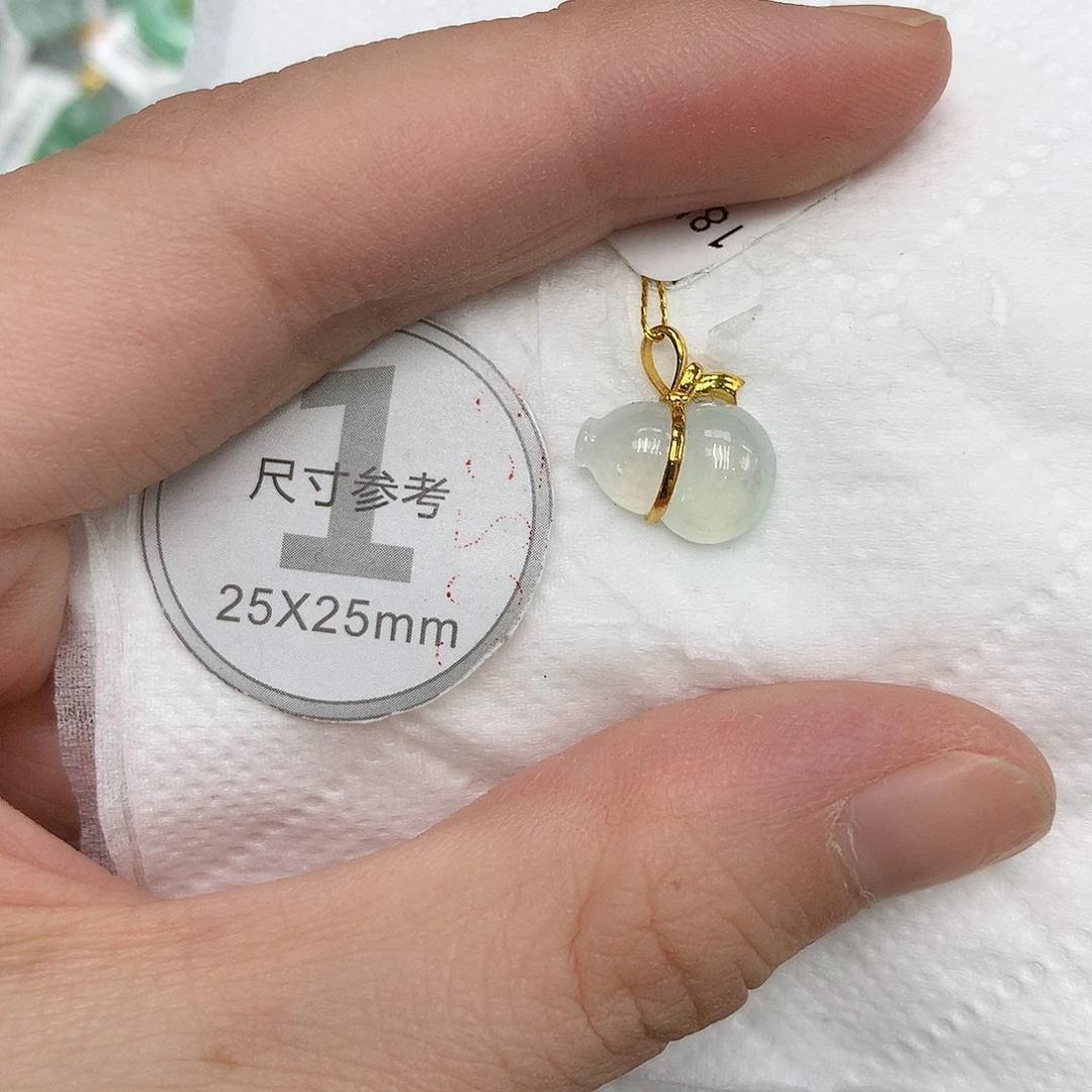 翡翠18K金镶嵌颈饰1235577899