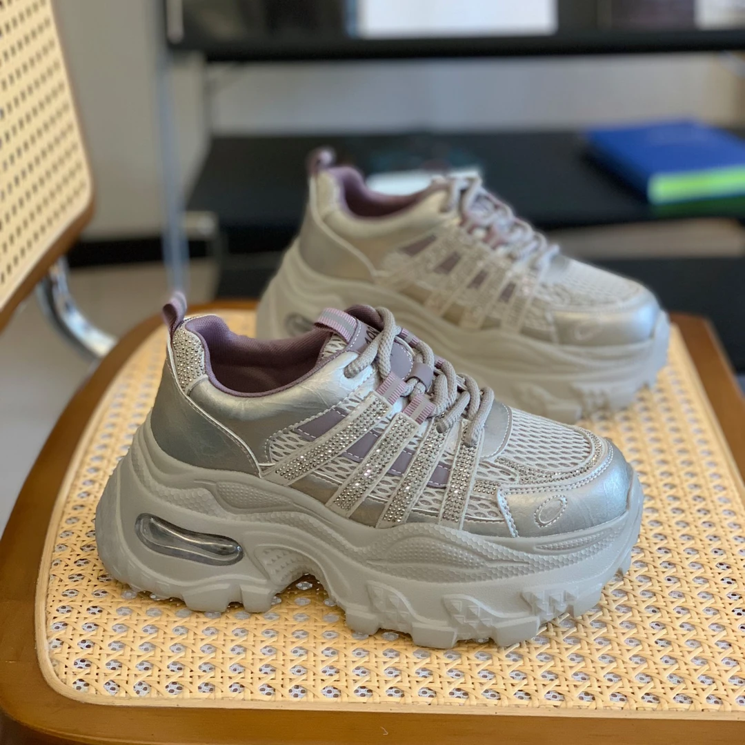 超火炸街小个子松糕厚底真皮老爹鞋女2025秋季新款轻便透气休闲鞋