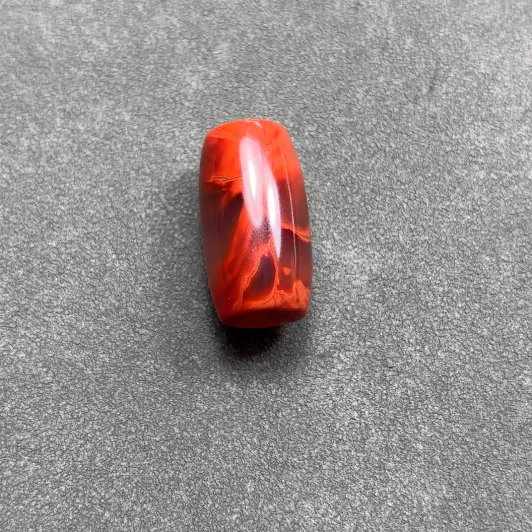 南红玛瑙颈饰未镶嵌累****了