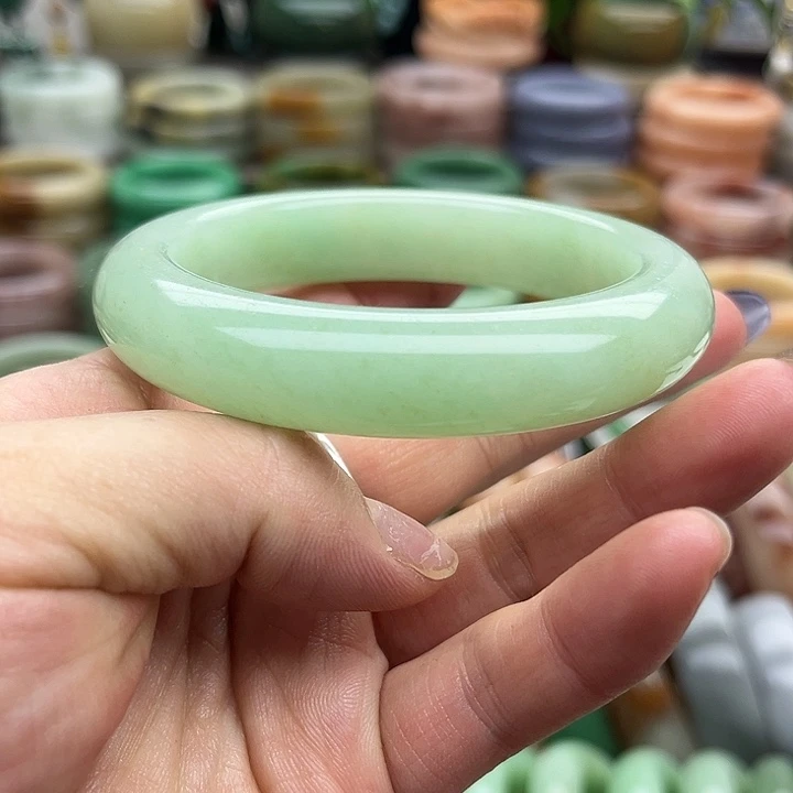 合金手镯石英质玉