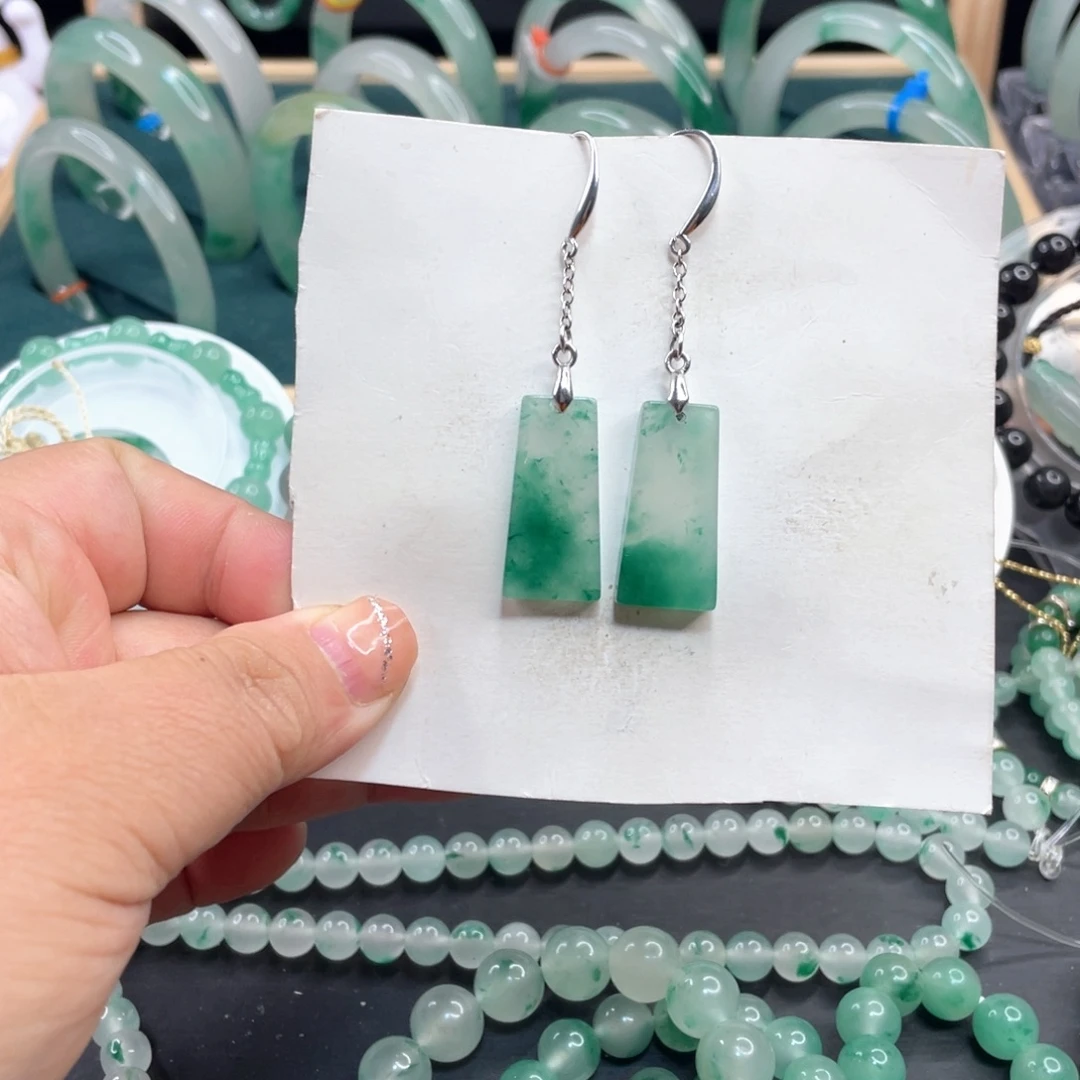 石英质玉银S925镶嵌耳饰