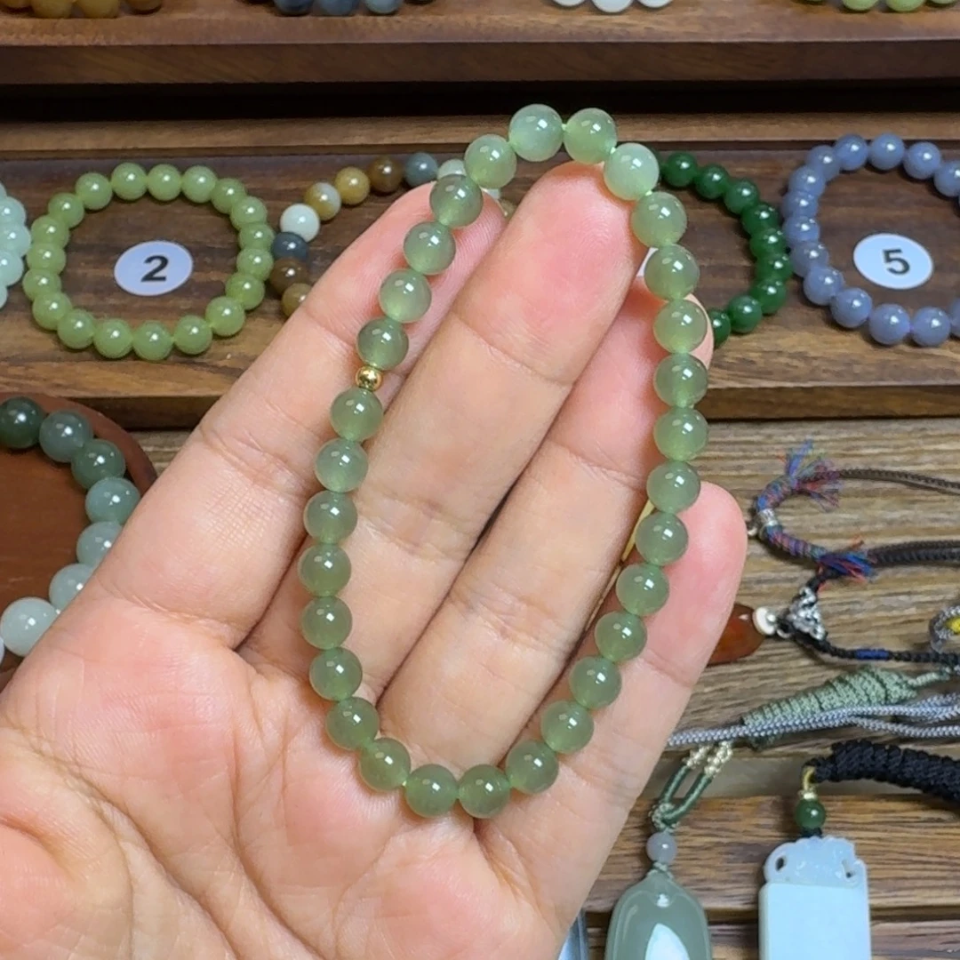 和田玉未镶嵌手链