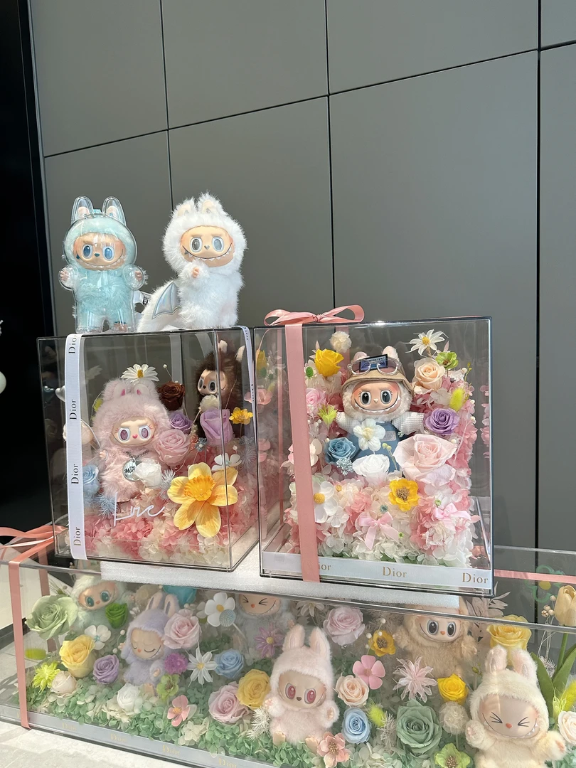 labubu花园永生花摆件七夕情人节送女友情侣闺蜜礼物高端摆件玩偶