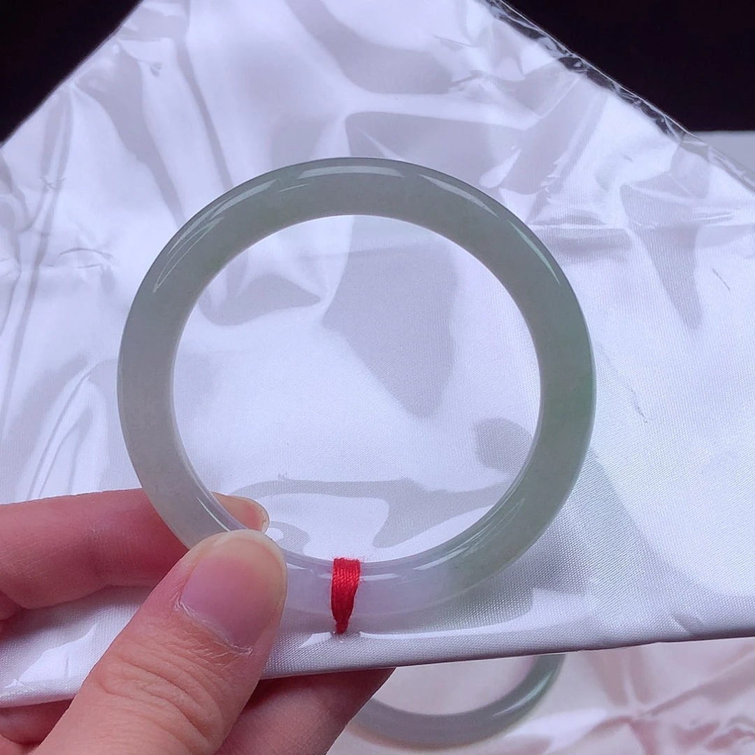 翡翠手镯未镶嵌52圆条