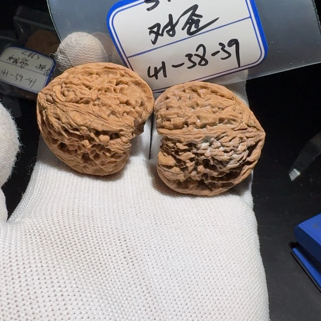 文玩核桃把件28号村将hs