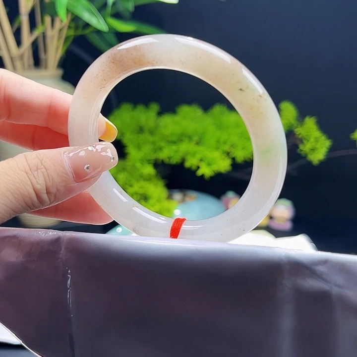 翡翠未镶嵌手镯56.5