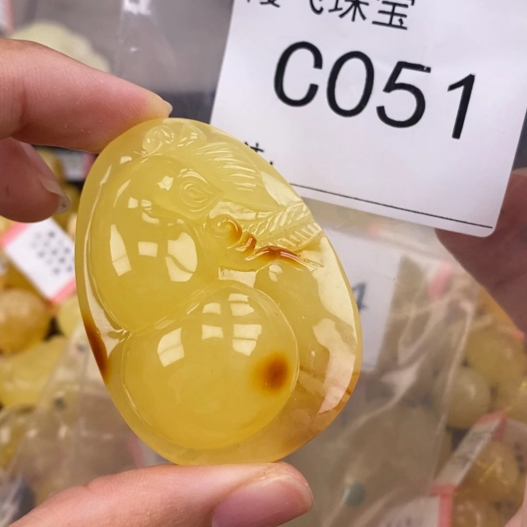 琥珀未镶嵌珠宝奇石37.5