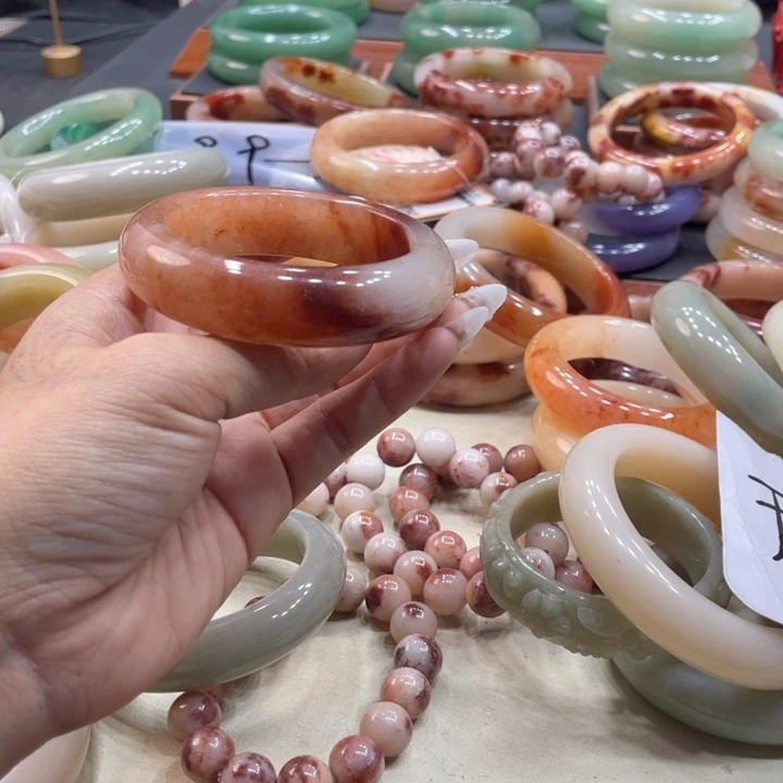 花***悦石英质玉钛钢珠宝奇石