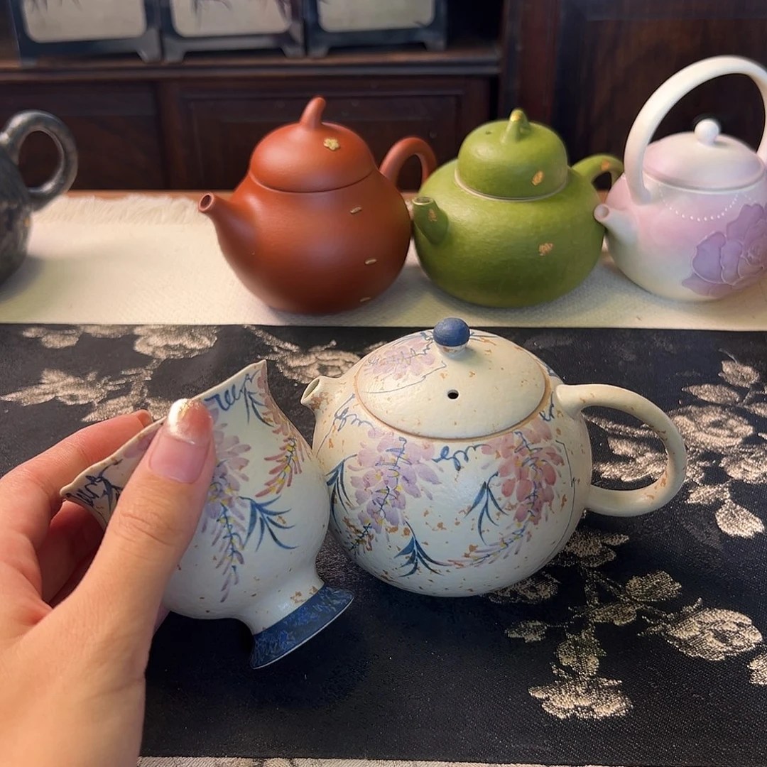 茶具等产品的生产和销售为