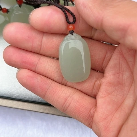 【闪购商品】和田玉未镶嵌颈饰
