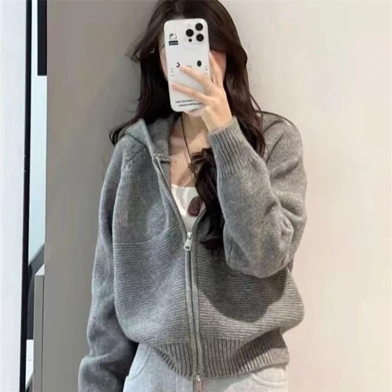 韩系氛围感秋冬穿搭粉色毛衣外穿绝美拉链外套上衣连帽针织开衫