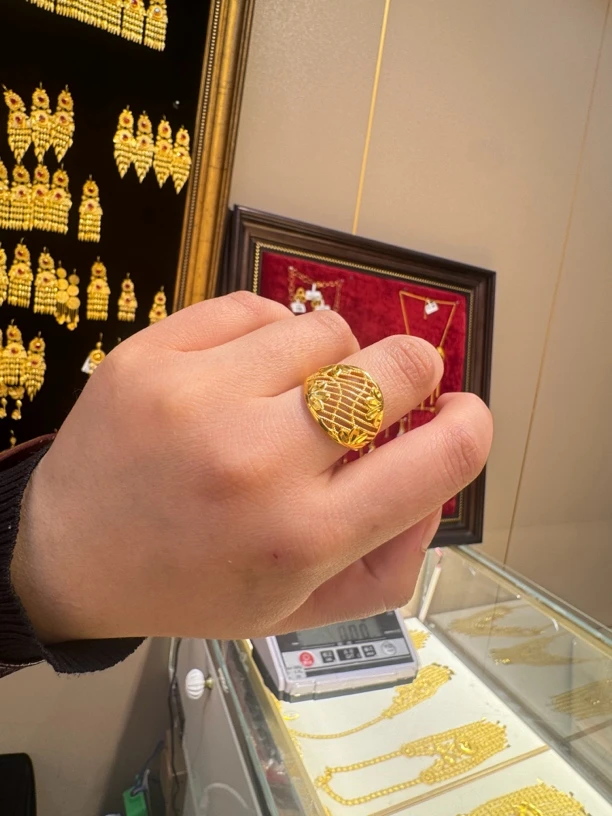 合金亚克力戒指 戒指女款金色