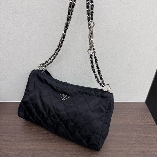 95新 Prada/普拉达 觅时/菱格纹洗漱包/118091