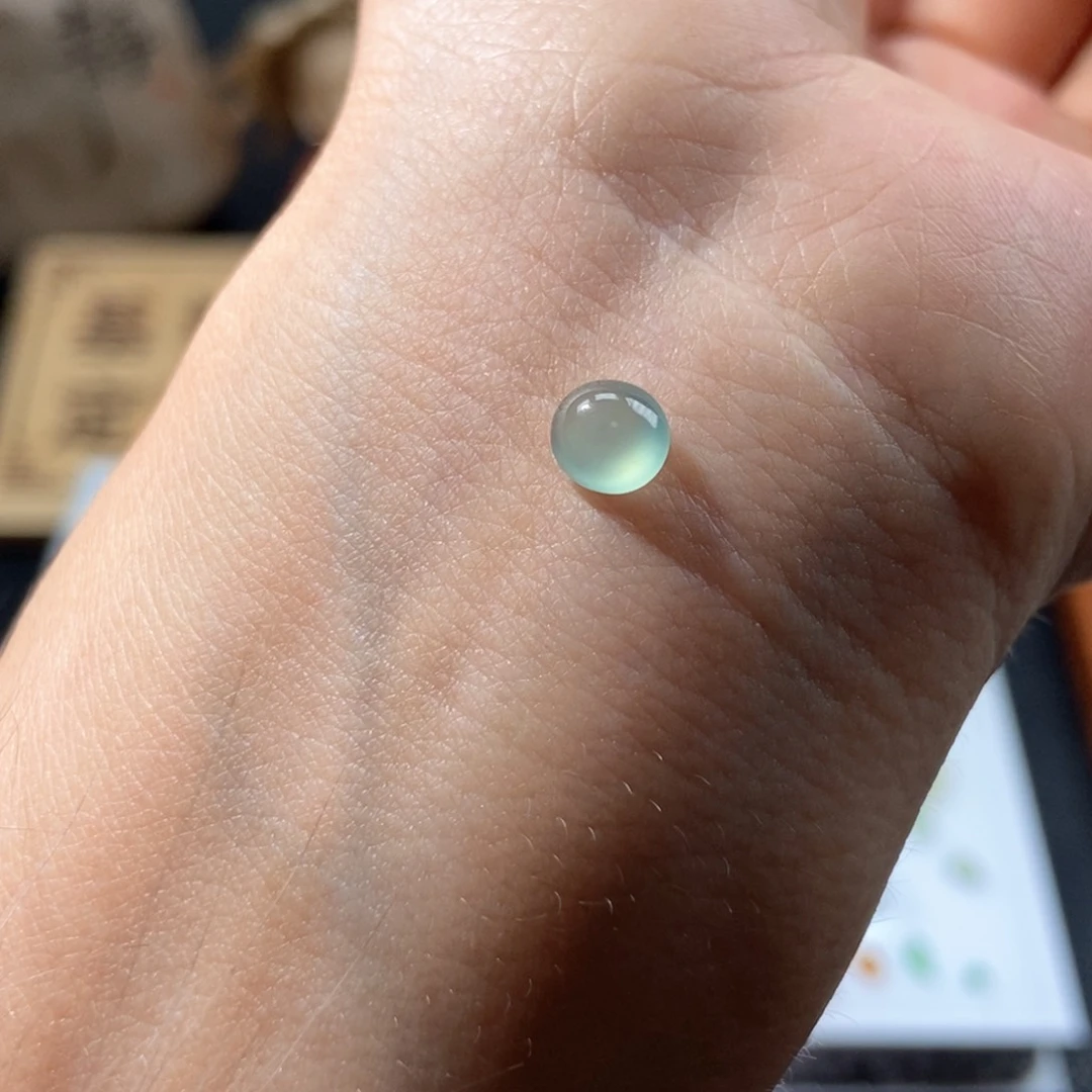 定制翡翠未镶嵌翡翠6.4×3.5