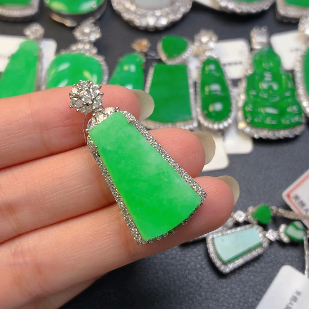 翡翠银S925镶嵌颈饰