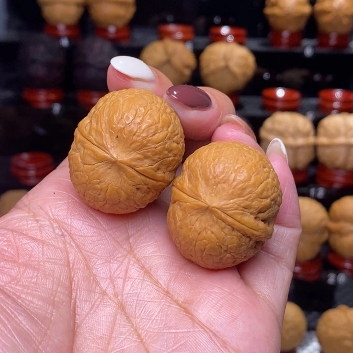 文玩核桃把件@**@小鸟元宝…………100