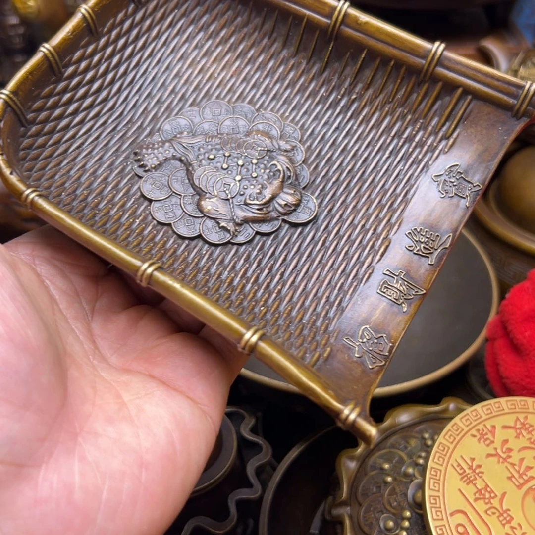 精美铜器，点击下单