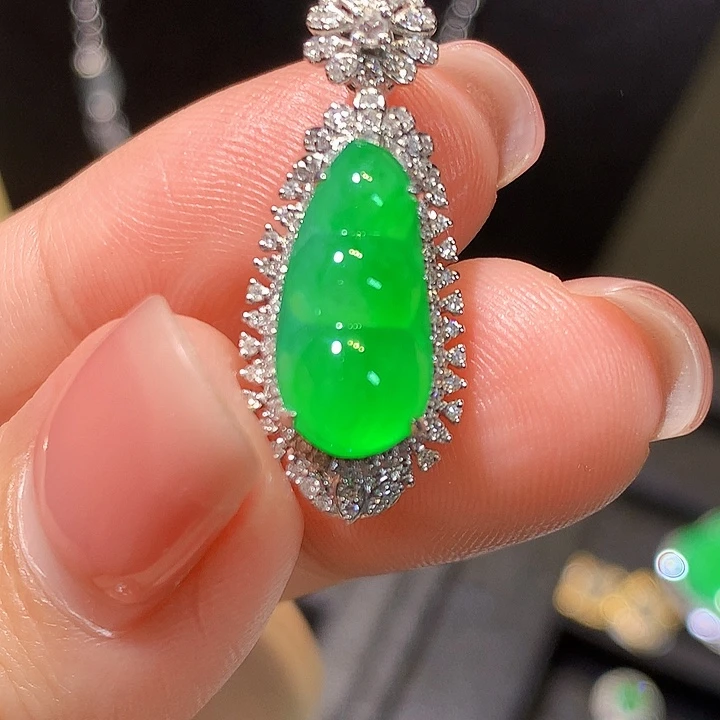 翡翠18K金镶嵌吊坠(不含链)