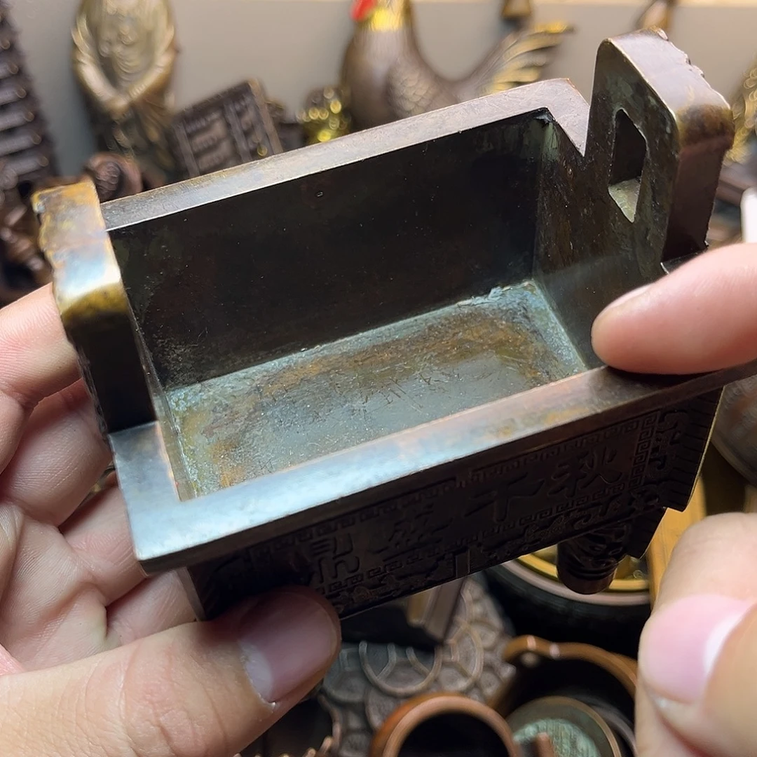 精美铜器工艺品等