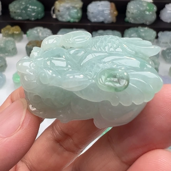 颈饰未镶嵌翡翠貔貅