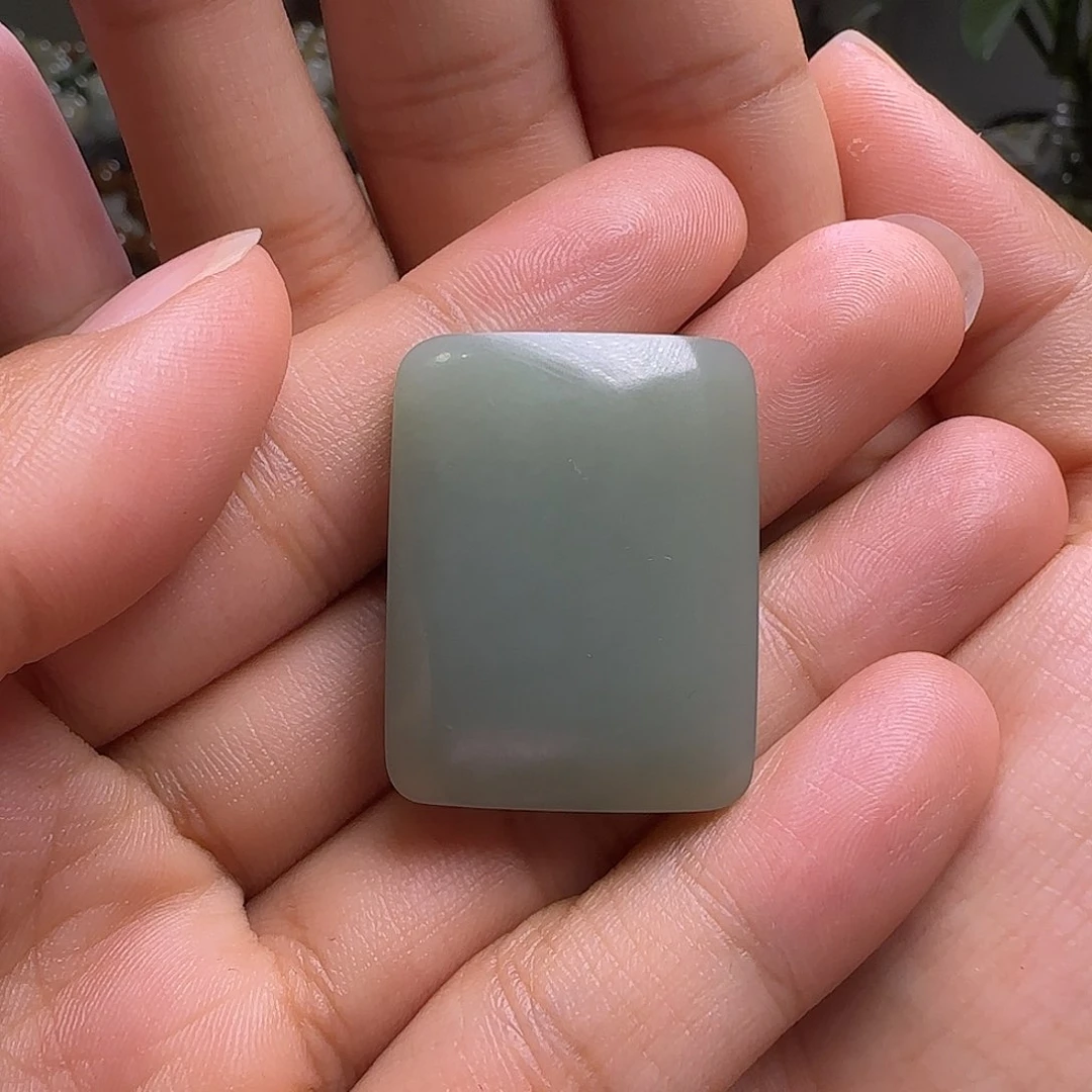 奋***n手链未镶嵌和田玉且末蓝小牌子