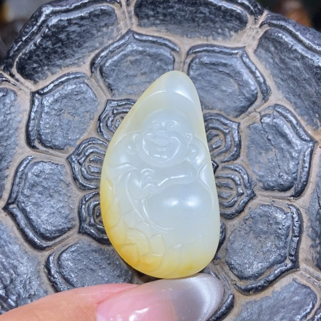 未镶嵌和田玉（子料）挂件