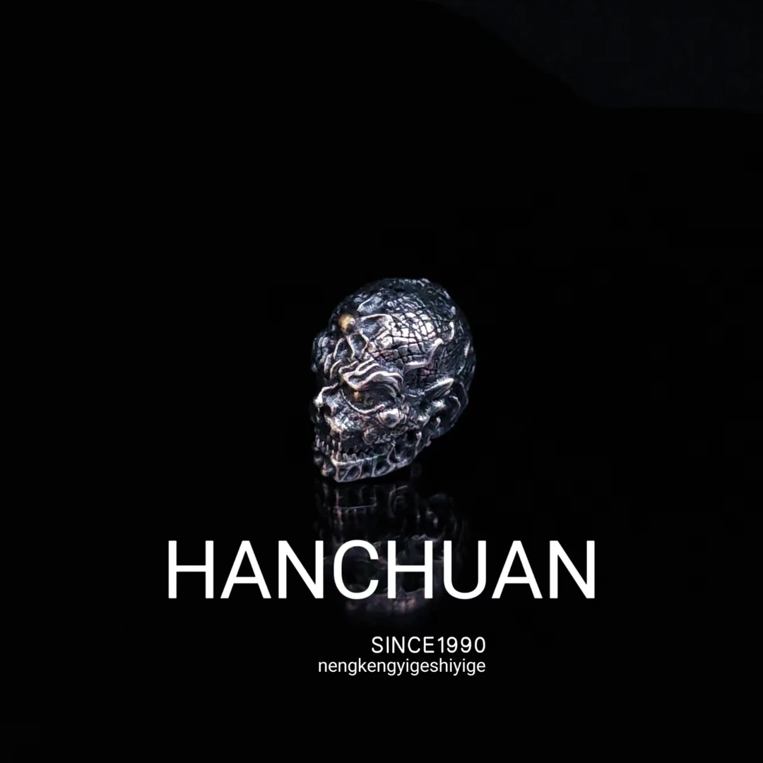 925银银制品 银色怒木金刚一个配饰尺寸8.8*11*11.5mm配饰一个