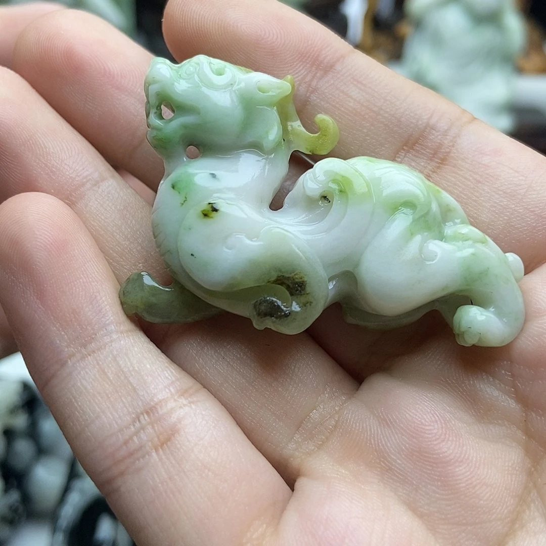 ****神独山玉未镶嵌独山玉