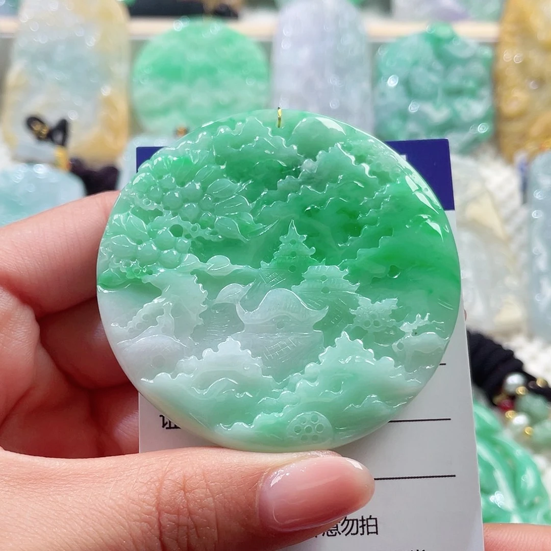 颈饰未镶嵌翡翠山水