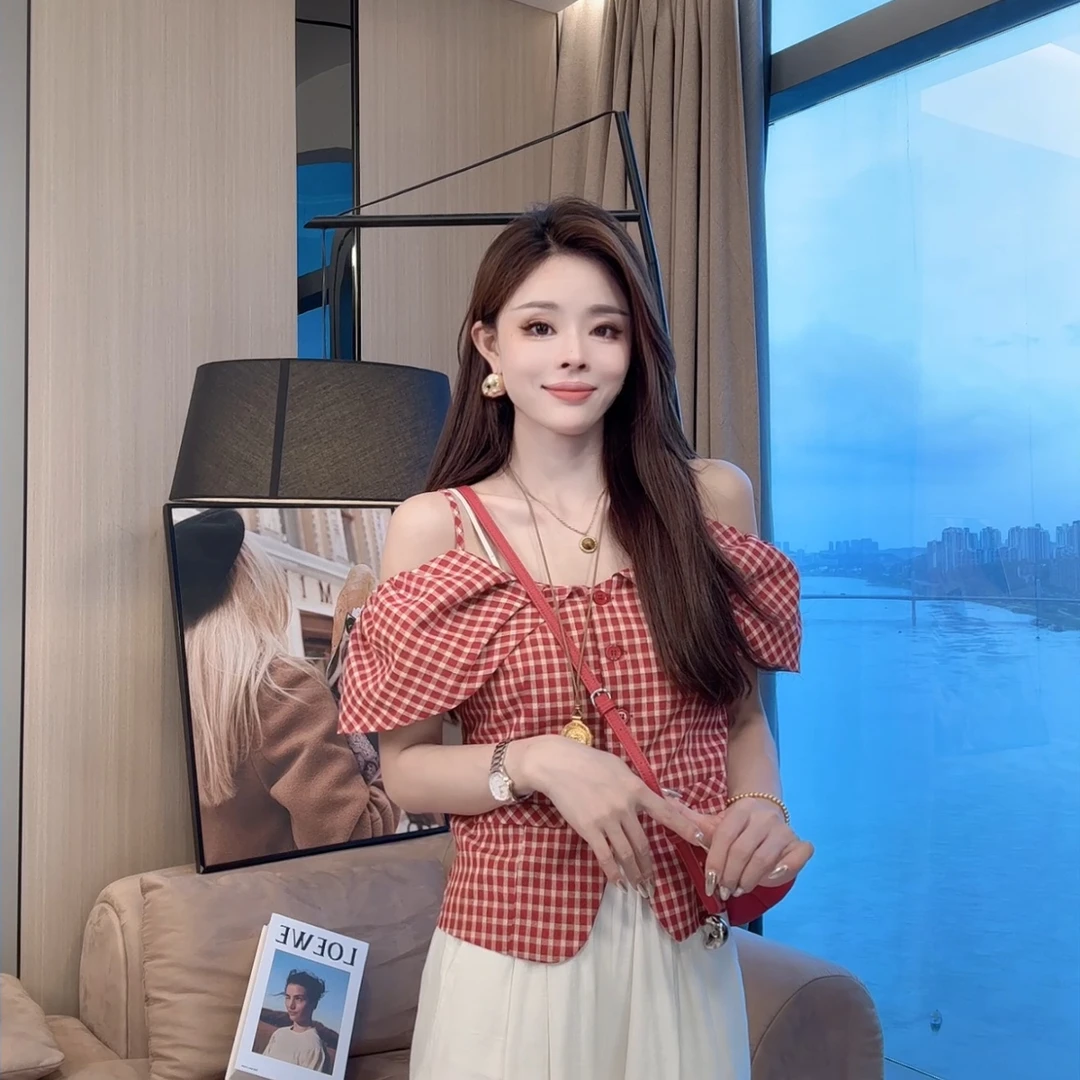 大码韩系甜美减龄格子吊带衬衫女夏季新款胖mm显瘦设计感小众上衣