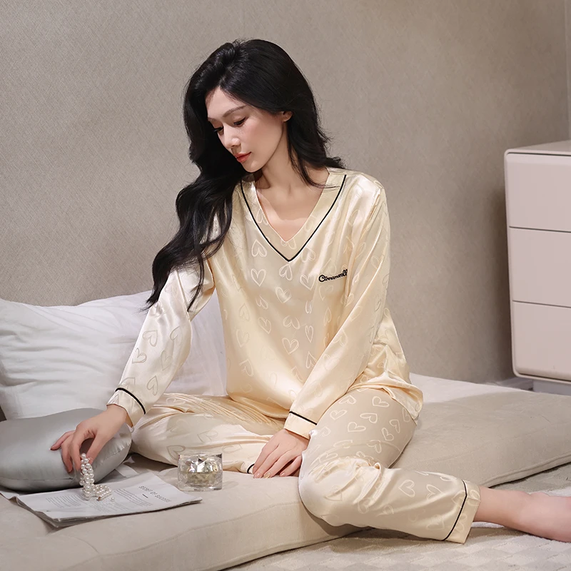 睡衣秋季款女2025新款冰丝薄款两件套仿真丝高级感长袖V领家居服