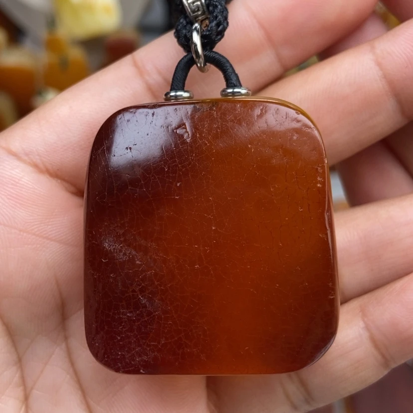 【闪购商品】琥珀颈饰未镶嵌
