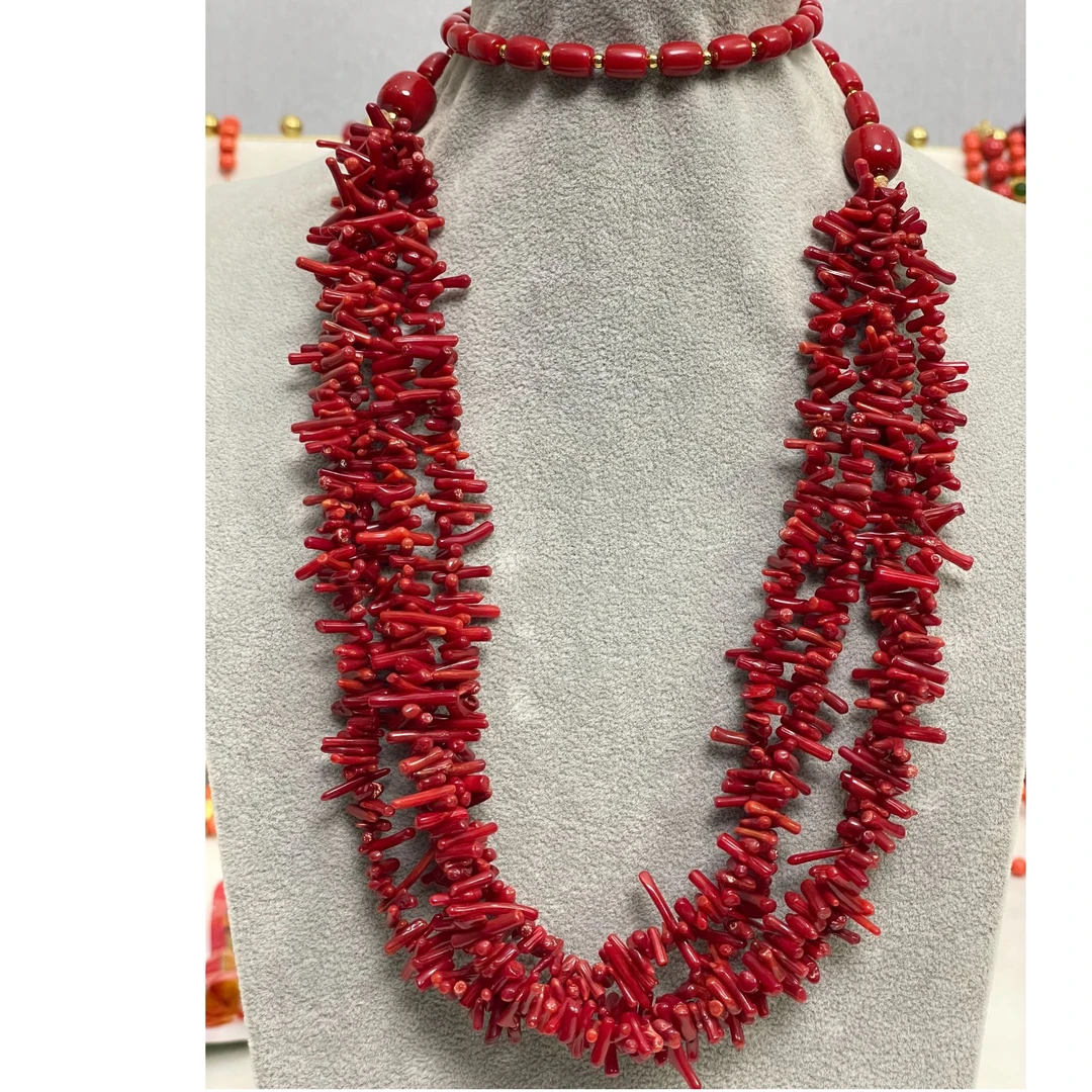 非金属珐琅项链 饰品阿卡毛毛虫复古时尚毛衣链红色圣诞