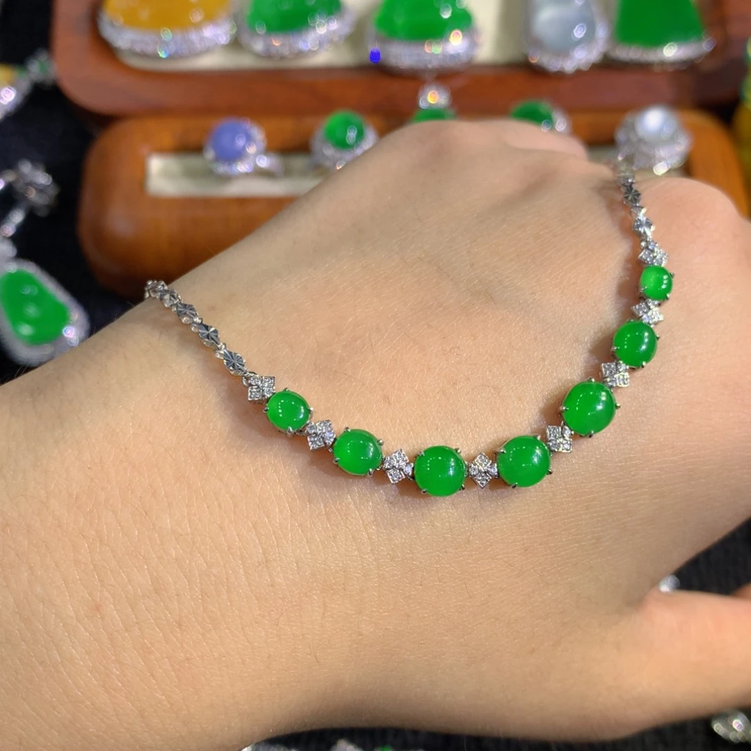 翡翠18K金镶嵌手链