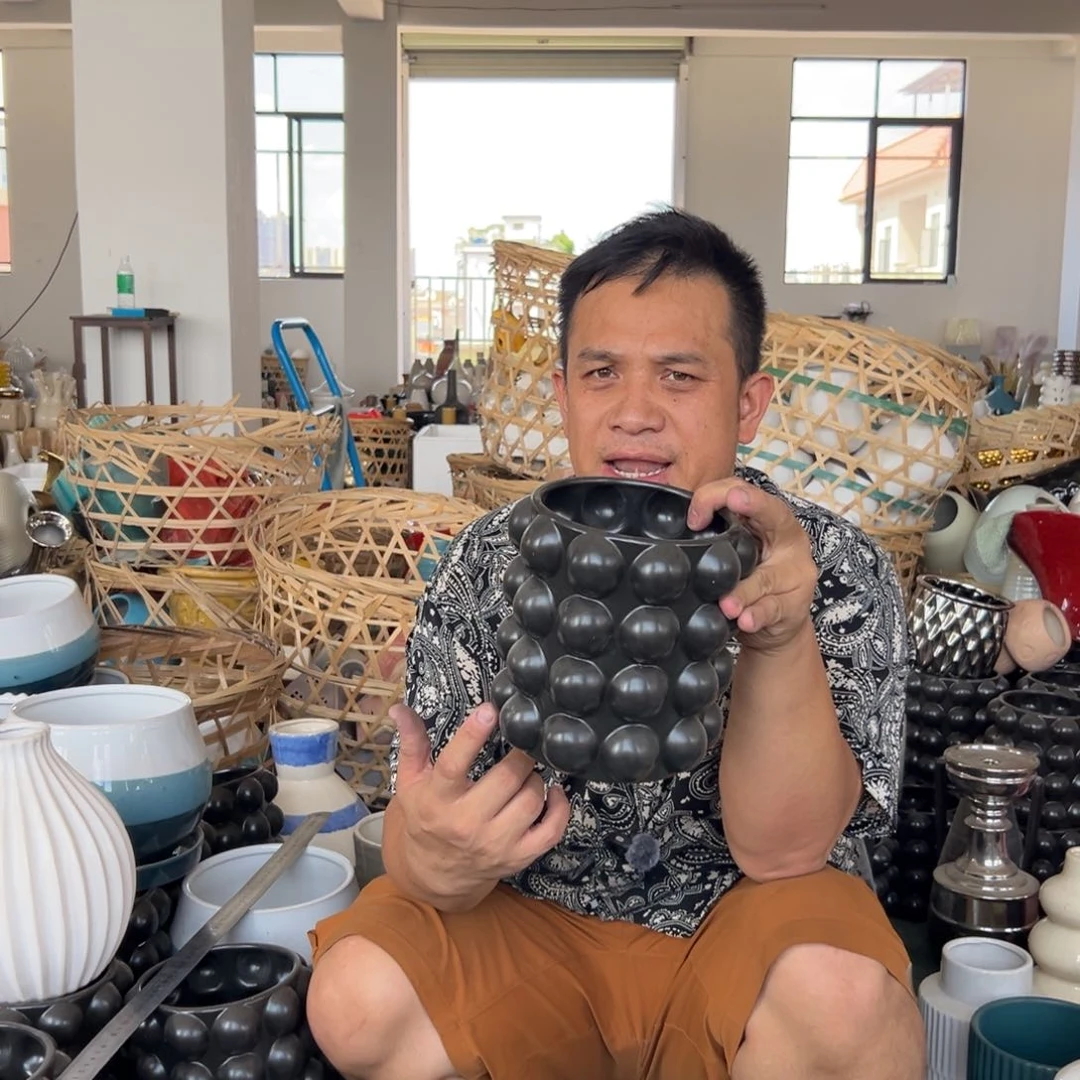 摆件50 号高温陶瓷装饰品（部分微瑕）