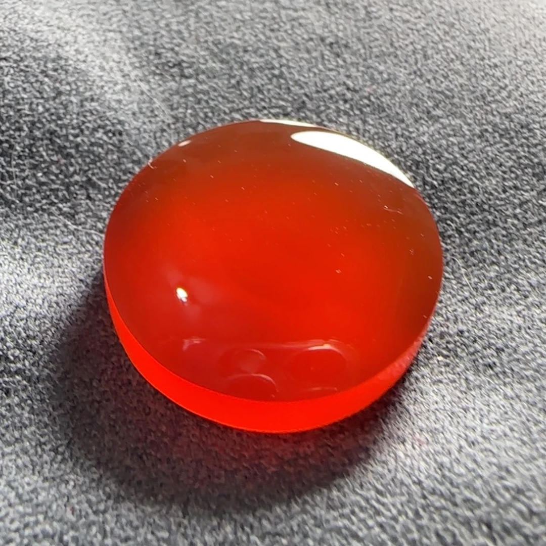 南红玛瑙冰红圆牌未镶嵌N****e