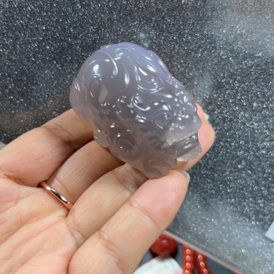 玉****玛瑙/玉髓未镶嵌貔貅